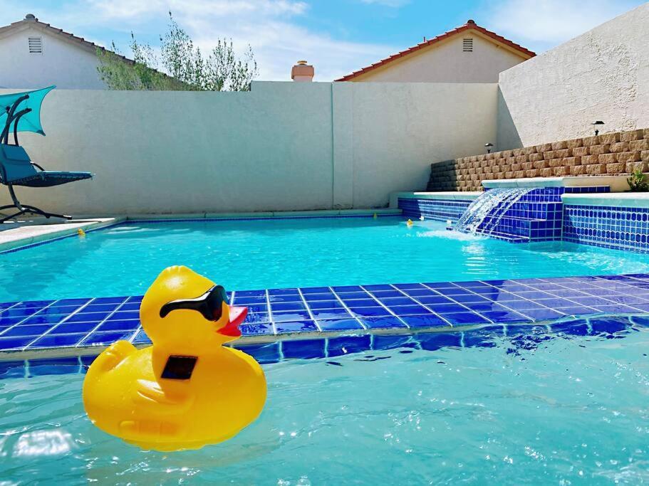 Amazing Heated Pool And Private Hot Tub 3Br In Heart Of Lv Villa Las Vegas Exterior foto