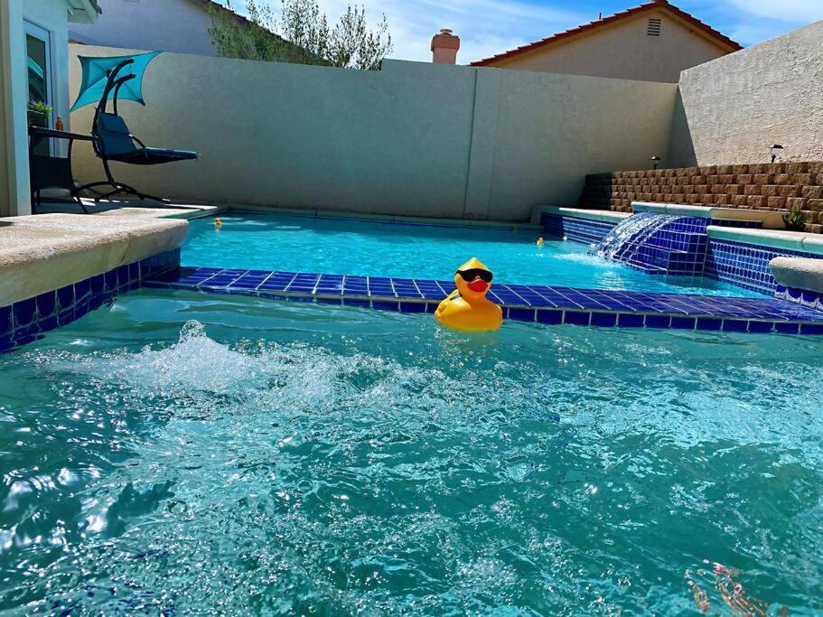 Amazing Heated Pool And Private Hot Tub 3Br In Heart Of Lv Villa Las Vegas Exterior foto